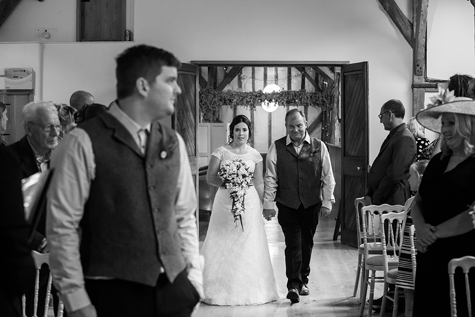 Wedding photographer Winters barn 